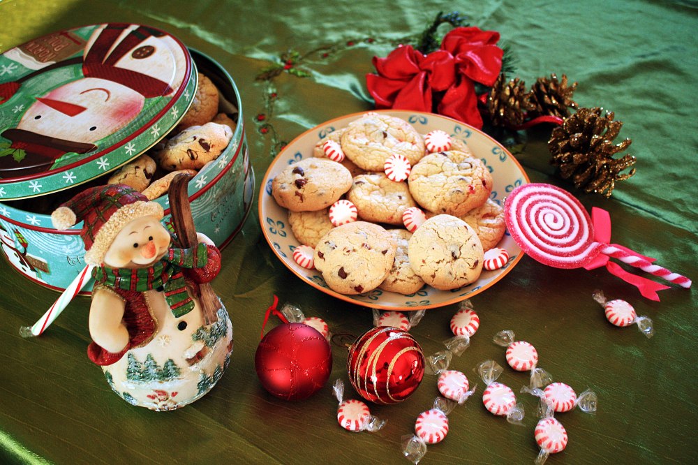 Peppermint ChocoChip Cookies 1